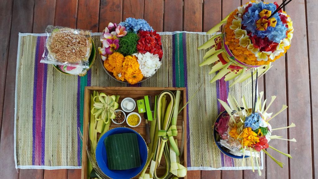 Balinese Heritage Experience: Offerings, Dance, & Music Workshop with Tea Time