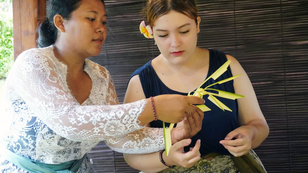 Balinese Heritage Experience: Offerings, Dance, & Music Workshop with Tea Time