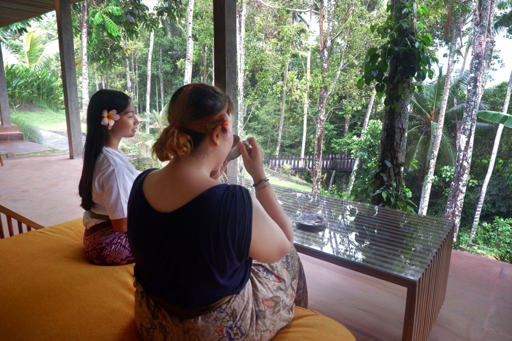 Balinese Heritage Experience: Offerings, Dance, & Music Workshop with Tea Time