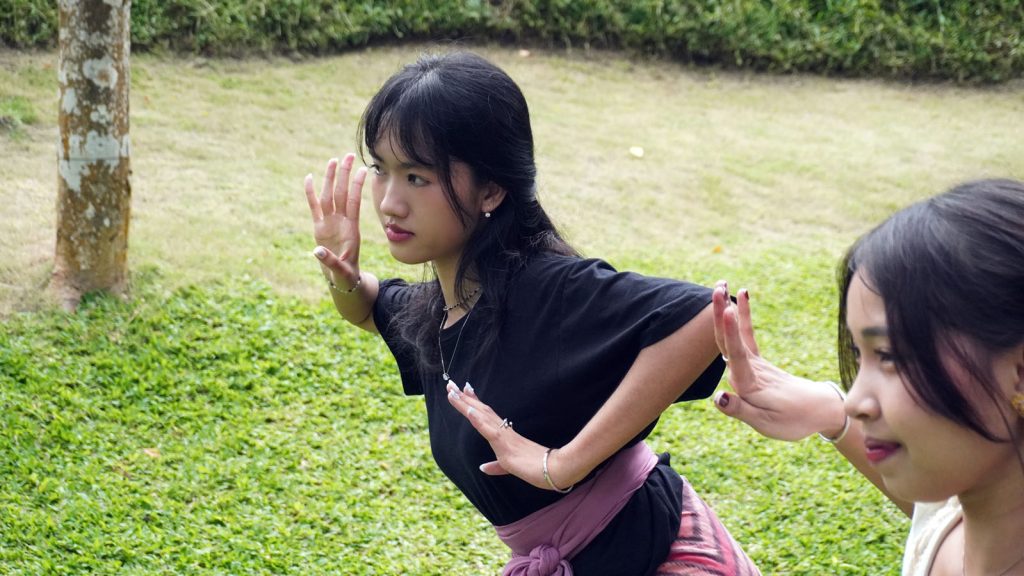 Balinese Heritage Experience: Offerings, Dance, & Music Workshop with Tea Time