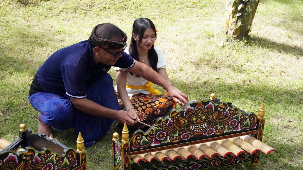 Balinese Heritage Experience: Offerings, Dance, & Music Workshop with Tea Time