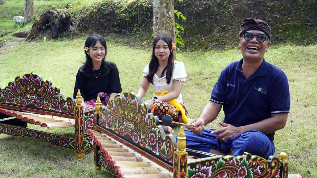 Balinese Heritage Experience: Offerings, Dance, & Music Workshop with Tea Time